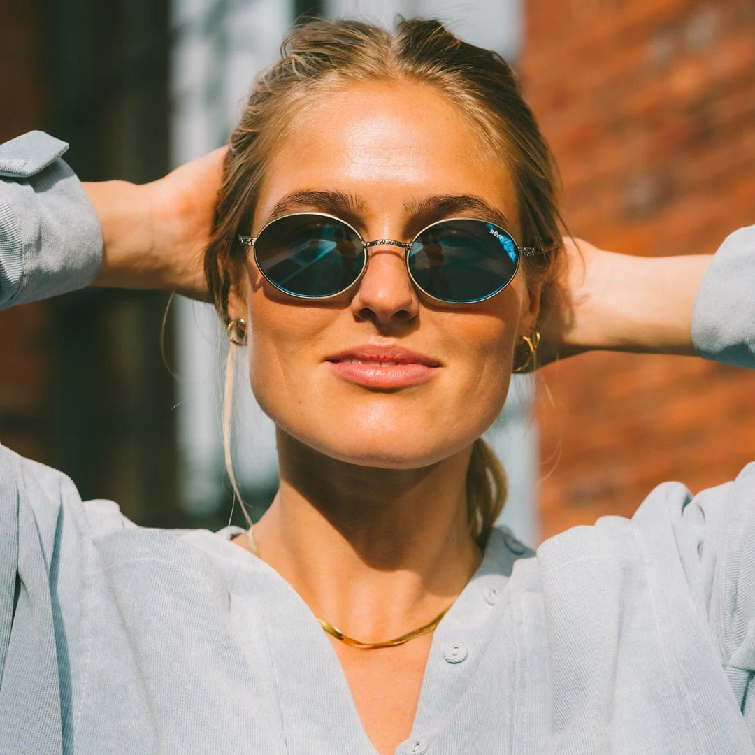 Python | Crystal Glass Lens